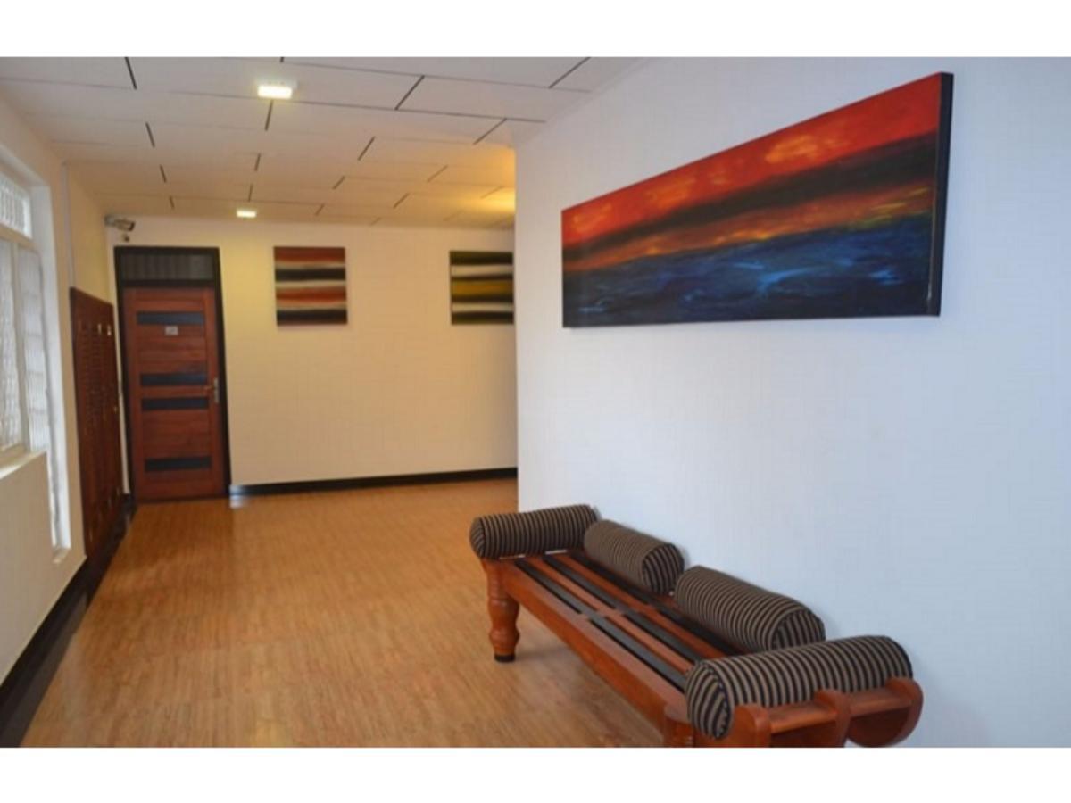 Star Beach Guest House Negombo Esterno foto